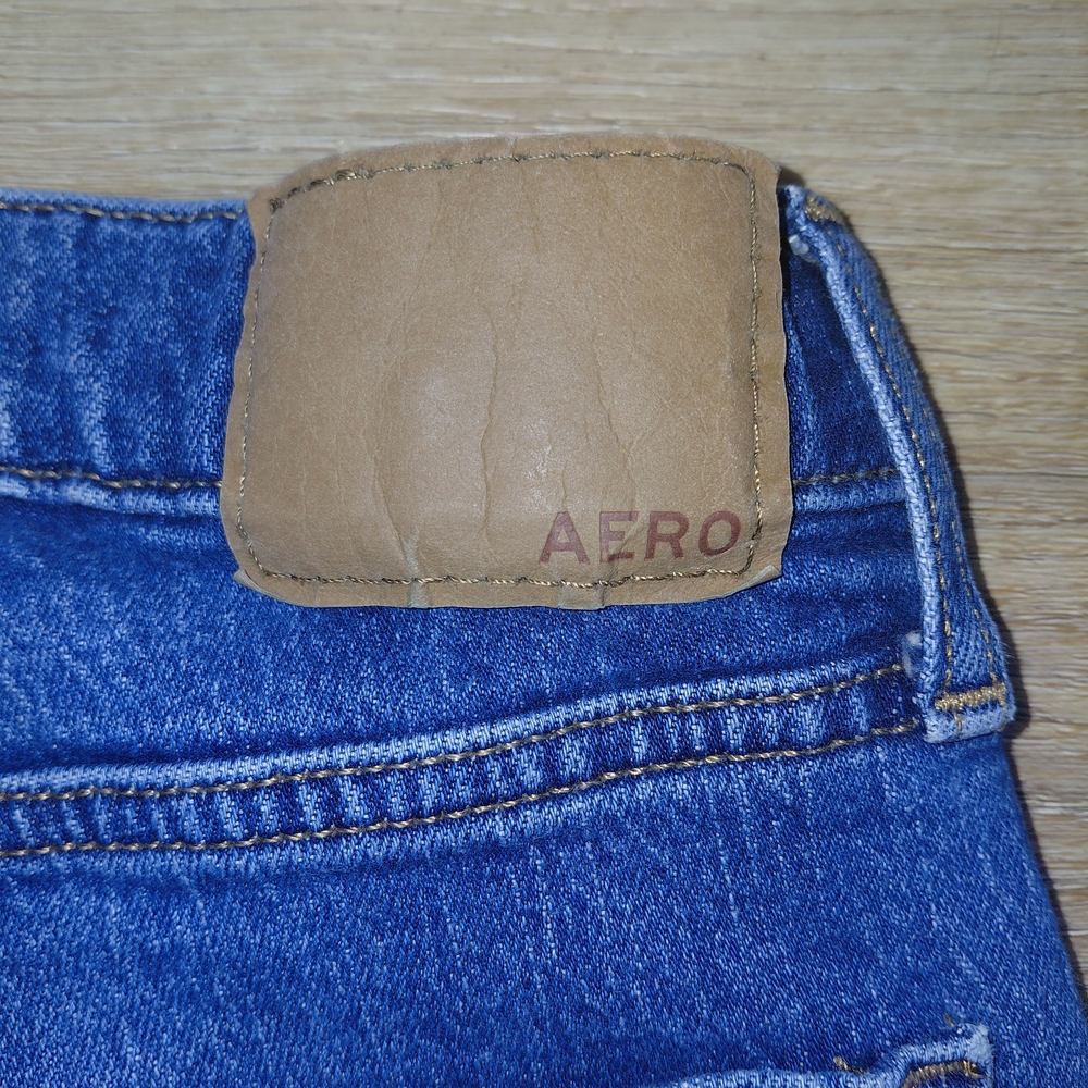 Aeropostale Women's Straight Leg Blue Jeans Mom Jean Sz 4 - Picture 5 of 12